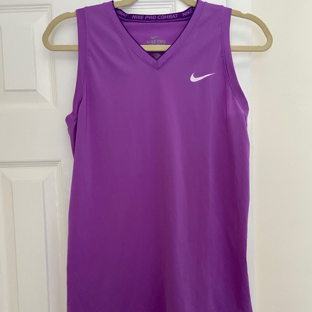 Nike dri fit top